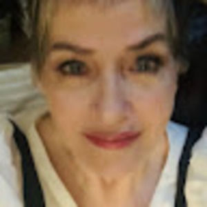 Meet your Posher, Diana